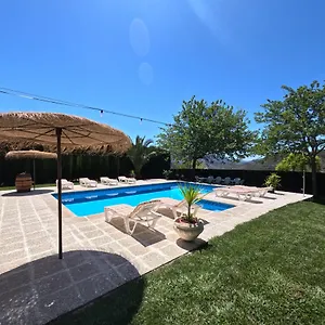 Turistico Loma Alta , Cambil España